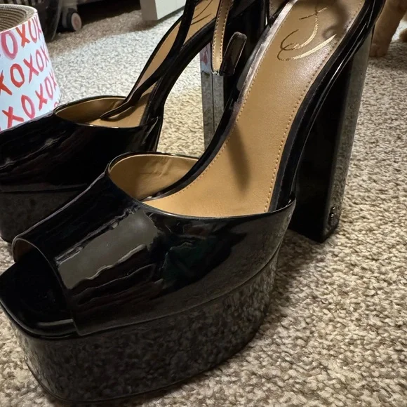 Sam Edelman Black Patent Platform Heels - Picture 3 of 4